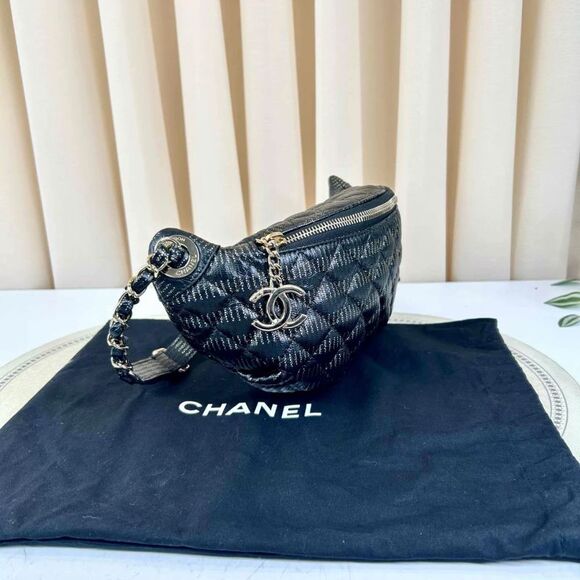 Chanel Women Pre-Loved Bag Very Good Condition - Picture 4 of 4